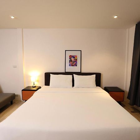 Studio F Sukhumvit 曼谷 外观 照片