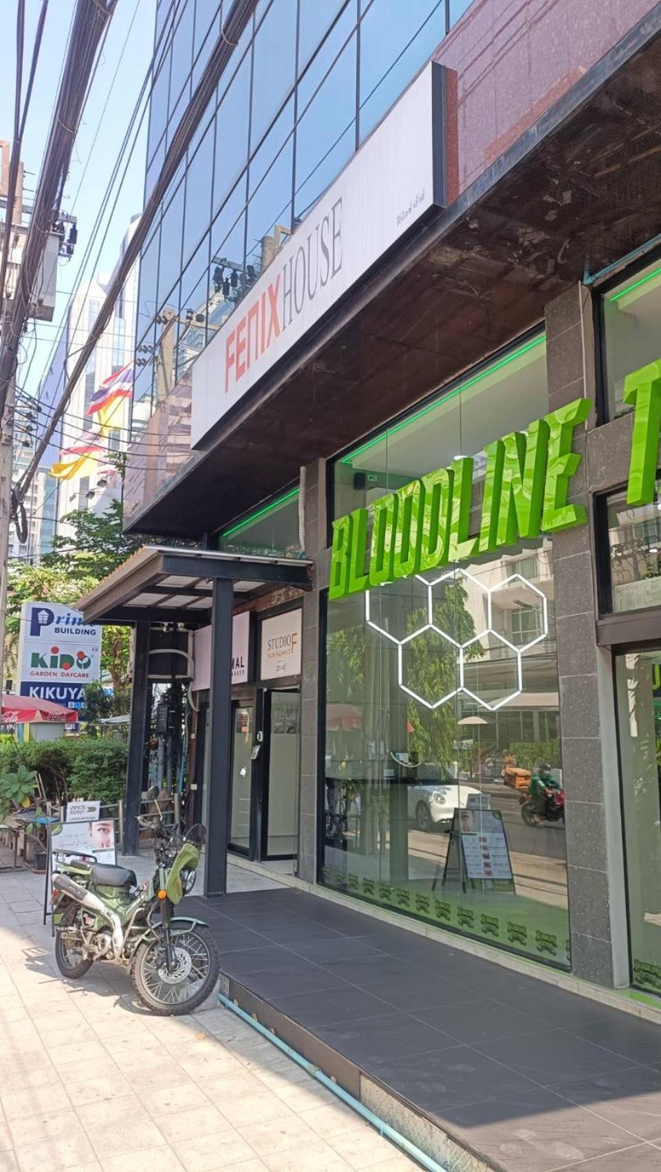 Studio F Sukhumvit 曼谷 外观 照片