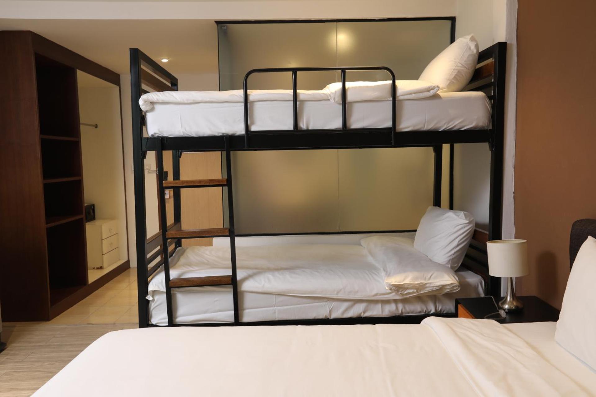 Studio F Sukhumvit 曼谷 外观 照片